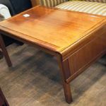 126 2262 COFFEE TABLE
